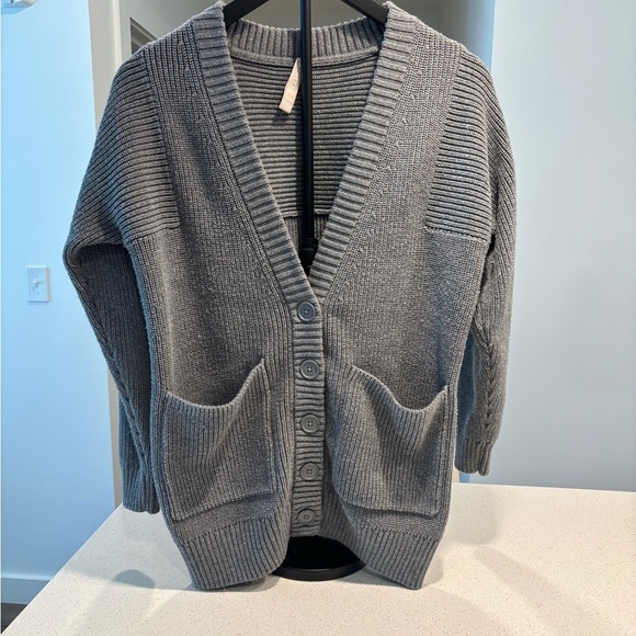 Athleta Sweaters - Athleta Gray Button-Up Chunky Cardigan, Size XXS